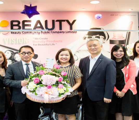 BEAUTY เข้า SET 50 index เปิดบ้านต้อนรับผู้บริหารตลาดหลักทรัพย์ฯเข้ามอบกระเช้าแสดงความยินดี