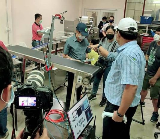 สกสว. ใช้ AI ตรวจสอบคุณภาพการผลิตหน้ากากอนามัยในโรงงาน CP