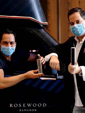 เปิดตัวโครงการ #RosewoodBangkokOnTheMove ส่งฟู้ดทรัคมอบหารและอุปกรณ์แก่ผู้ปฏิบัติงานแนวหน้าในกรุงเทพฯ