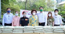 SGP ร่วมใจสู้ภัยโควิด-19 แจกข้าวสารช่วยประชาชน