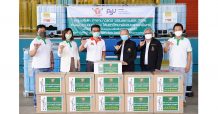 กลุ่มบริษัท คาราบาวแดง มอบเอทานอล 10,000 ลิตร ชุด PPE แว่นตานิรภัย หน้ากาก N95 ให้ ม.สงขลานครินทร์ แจกจ่าย รพ. 5 จังหวัดชายแดนใต้