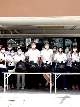 “ไรมอน แลนด์” มอบถุงยังชีพ