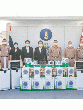 EA มอบเครื่องกรองอากาศ หน้ากากแรงดันบวก และอุปกรณ์กำจัดเชื้อโรคให้กองทัพเรือ