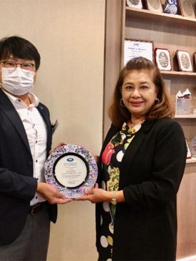 VL รับรางวัลพันธมิตรดีเด่นแห่งปี