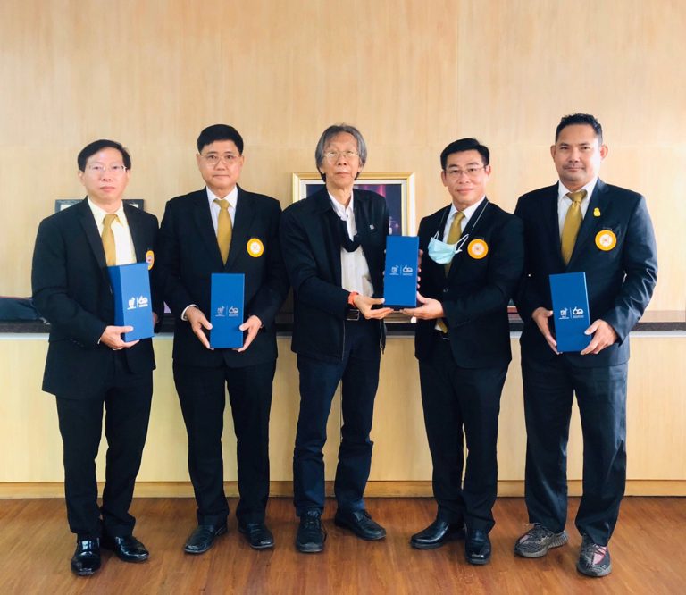 สมเกียรติ ศิลวัฒนาวงศ์” บอสใหญ่ STI เข้าแนะนำตัวกับ มจธ. ในฐานะนายกสมาคมศิษย์เก่า