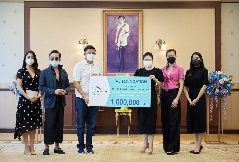 มูลนิธิไอวีแอลมอบเงิน 1,000,000 บาท แก่มูลนิธิบุณยะจินดา สนับสนุนการจัดตั้งศูนย์แยกกักในชุมชนสำหรับผู้ป่วยโควิด-19