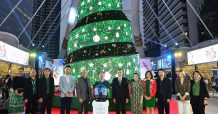 MACO แทคทีมพันธมิตรเปิดตัว LED RIBBON CHRISTMAS TREE  ต้นคริสต์มาสแอลอีดี ที่ใหญ่ที่สุดในประเทศไทย