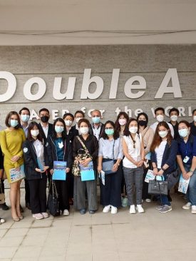 นักวิเคราะห์ทางการเงิน บริษัทหลักทรัพย์ และสถาบันการเงินชั้นนำ เยี่ยมชมโรงงานกลุ่มบริษัท ดั๊บเบิ้ล เอ