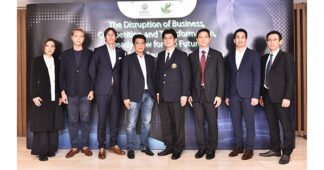 นักธุรกิจ นักวิชาการ ประสานเสียง ประเทศไทยต้องเร่งปรับตัวรับมือการแข่งขัน ชี้ภาครัฐ-หน่วยงานกำกับดูแล หนุนการรวมตัวภาคเอกชนสู้ ‘Digital Disruption’