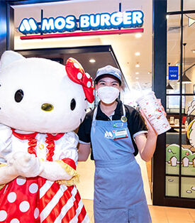 ครั้งแรก MOS Burger x Hello Kitty จับคู่จิ้นเสิร์ฟความน่ารักแบบลิมิเต็ด อิดิชัน พร้อมจัดกิจกรรม Meet & Greet กระทบไหล่น้อง Hello Kitty ที่เซ็นทรัลเวิลด์