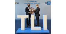iiG ร่วมแสดงความยินดี TLI เข้าเทรดวันแรก