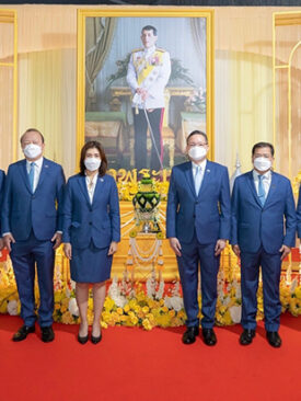 กรุงไทยจัดพิธีถวายพระพรชัยมงคล วันเฉลิมพระชนมพรรษา 70 พรรษา พระบาทสมเด็จพระเจ้าอยู่หัว