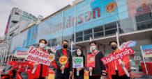 CPF ยกทัพไรเดอร์ ลุยแจกฟรี! ‘ไส้กรอก ซีพี’ กินดีทุกเช้า ย่านธุรกิจกลางกรุง ทะยานติดเทรนด์ทวิตเตอร์อันดับ 1 ของไทย