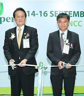 ต่างชาติมองแนวโน้มอุตสาหกรรมกระดาษเอเชียและไทยน่าจับตา หลังผู้ผลิตในยุโรปเจอพิษสงครามรัสเซีย-ยูเครน ขาดวัตถุดิบ ด้านประธานสหพันธ์อุตสาหกรรมกระดาษและเยื่อกระดาษอาเซียนและสมาชิกปลื้มไทยจัดงาน Tissue & Paper Bangkok 2022 ครั้งแรกได้ยิ่งใหญ่