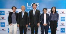 LAB Pharmacy ร้านยาระดับอินเตอร์ เดินหน้าขยายสาขาที่ 21 ผนึกวิลล่า มาร์เก็ต ผุด LAB Healthy Market @ Velaa Langsuan ชู แนวคิดดูแลสุขภาพแบบบูรณการ โดยเภสัชกรผู้เชี่ยวชาญและ เพิ่มโซน Pet Pharmacy เป็นสาขานำร่องตอบโจทย์ไลฟ์สไตล์คนรุ่นใหม่