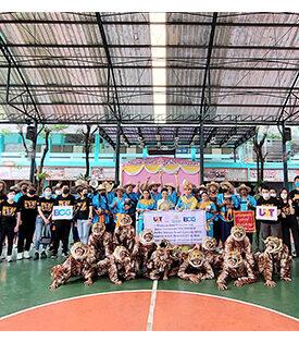 นิสิต MBA ศศินทร์ ลงพื้นที่ชุมชนบางลำภูล่าง เรียนรู้นวัตกรรมทางสังคมในการสร้างชุมชนสร้างสรรค์ สร้างรายได้ให้กับชุมชนโดยใช้ต้นทุนทางศิลปะและวัฒนธรรมในพื้นที่