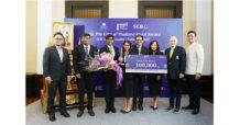 ไทยพาณิชย์ ร่วมกับศศินทร์ จัดพิธีมอบโล่รางวัลพระราชทานพระบาทสมเด็จพระเจ้าอยู่หัวฯให้กับทีมชนะเลิศ SCBFLC 2020