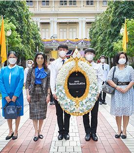ไทยประกันชีวิตร่วมพิธีวางพวงมาลา เนื่องในวันมหิดล ประจำปี 2565