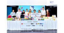 ห้างเซ็นทรัล และห้างโรบินสัน ผนึกกำลังพันธมิตรแบรนด์เด็กชั้นนำ ร่วมส่งต่อคุณภาพชีวิตที่ดี ในกิจกรรม “Drop & Shop for Kids” มอบเงินสนับสนุน และของใช้จำเป็นแก่น้อง ๆ ในมูลนิธิช่วยคนปัญญาอ่อนแห่งประเทศไทยในพระบรมราชินูปถัมภ์