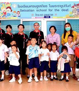 ‘เอมันนี่’ บัดดี้ร่วมสนับสนุนให้น้องได้ยิน