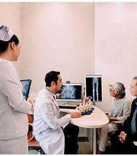 โรงพยาบาลกรุงเทพอินเตอร์เนชั่นแนลเปิดตัวหุ่นยนต์ช่วยผ่าตัดรักษาผู้ป่วยข้อเข่าเสื่อม จับมือเคทีซีมอบสิทธิพิเศษสำหรับสมาชิก