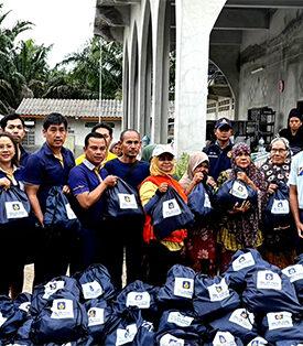 วิริยะประกันภัย ปันธารน้ำใจ เยียวยาผู้ประสบภัยน้ำท่วมปัตตานี