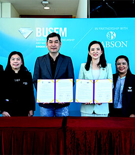 ธนาพัฒน์ จับมือ ม.กรุงเทพฯ พัฒนาศักยภาพบุคลากร