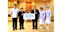 กรุงเทพประกันภัยห่วงใยสังคม มอบเงินบริจาคกว่า 1 ล้านบาท ให้แก่โรงพยาบาลสุโขทัย เพื่อจัดซื้ออุปกรณ์ทางการแพทย์ที่จำเป็นต่อการรักษาผู้ป่วย