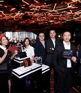 ก้าวสู่โลกอนาคตไปด้วยกัน… HUAWEI Mate XT Ultimate Design x True เผยโฉมสมาร์ทโฟนสุดล้ำนวัตกรรมจอพับ 3 ทบแรกของโลก บนเครือข่ายที่ดีที่สุดจากทรู พร้อมเอกสิทธิ์เหนือระดับสำหรับลูกค้าทรูคนสำคัญ