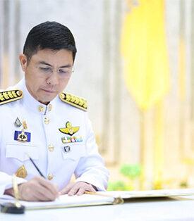 ธ.ก.ส. จัดพิธีลงนามถวายพระพรชัยมงคล พระบาทสมเด็จพระเจ้าอยู่หัว เนื่องในโอกาสวันฉัตรมงคล 2568