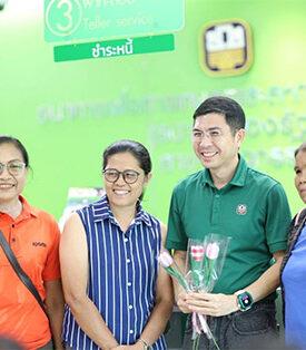 ผู้จัดการ ธ.ก.ส. เยี่ยมชมงานกลุ่มวิสาหกิจชุมชนผ้าทอมือ บ้านหนองโกวิทย์ จ.สระแก้ว