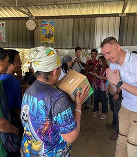 ชไนเดอร์ อิเล็คทริค เดินหน้าสานต่อโครงการ “Access to Energy” ส่งต่อพลังงานสะอาด มอบโคมไฟโซลาร์เซลล์ “โมบิยา” สร้างแสงสว่างสู่ชุมชนห่างไกล จังหวัดตาก