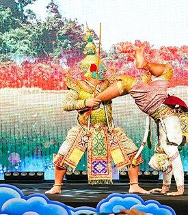 โขนฟรีใจกลางกรุง เปิดม่านการแสดงทุกวันพฤหัสบดีสุดท้ายของเดือนที่เอ็ม บี เค เซ็นเตอร์ 30 ตุลาคมนี้นำเสนอตอน ทำลายพิธีอุโมงค์ทศกันฐ์ ณ ลาน Sky Walk