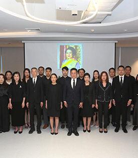 ศูนย์การค้าโรบินสันไลฟ์สไตล์ ร่วมถวายความอาลัยแด่ สมเด็จพระนางเจ้าสิริกิติ์ พระบรมราชินีนาถ พระบรมราชชนนีพันปีหลวง