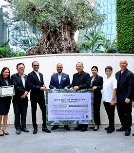 TCMC มอบเกียรติบัตรให้ ‘เมอเวนพิค บีดีเอ็มเอส เวลเนส รีสอร์ท กรุงเทพ’ ตอกย้ำความเป็นผู้นำองค์กรที่มุ่งมั่นขับเคลื่อนธุรกิจอย่างยั่งยืน