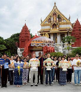 BEM ร่วมกับชุมชนและผู้โดยสารรถไฟฟ้า MRT ทอดกฐินสามัคคี ประจำปี 2568