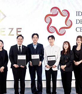 MEDEZE ผนึก Identity Dermatology Center ลงนาม MOU ยกระดับนวัตกรรม Regenerative Beauty ดันไทยสู่ศูนย์กลาง Medical & Wellness Tourism “เมดีซ กรุ๊ป” จับมือ Identity Dermatology Center คลินิกผิวหนังชั้นนำระดับสากล ผสานเทคโนโลยีสเต็มเซลล์และความเชี่ยวชาญแพทย์เฉพาะทาง ต่อยอดเวชศาสตร์ฟื้นฟูและความงาม สร้างมาตรฐานใหม่อุตสาหกรรมสุขภาพไทย