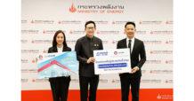 SPRC and Caltex Present Caltex StarCash Fuel Cards to Support Flood Relief Mission in the South of Thailand