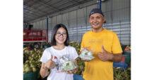 จากสวนมะพร้าวดำเนินสะดวก สู่เชลฟ์เซเว่นฯ วันละกว่า 2,000 ลูก รู้จัก “โคโค่ เฟรส” SME มะพร้าวพร้อมทานดาวรุ่ง แพ็กเกจเปิดง่าย จากเกษตรกร