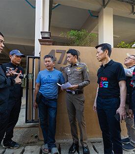True ร่วมตำรวจ บก.ปอท. และ กสทช. บุกตรวจอาคารต้องสงสัย อ.แม่สาย ตัดอุปกรณ์ส่งเน็ตข้ามแดน เร่งขยายผลเครือข่ายปราบมิจฉาชีพเพื่อความปลอดภัยไซเบอร์ของคนไทย