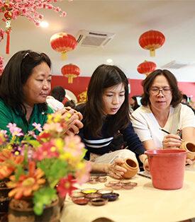 ธ.ก.ส. นำคณะผู้บริหาร APRACA และ AFRACA ศึกษาดูงานเกษตรกรลูกค้า ธ.ก.ส. จังหวัดนครปฐมและราชบุรี