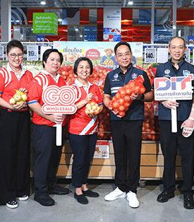 GO WHOLESALE ร่วมกับ กรมการค้าภายใน รับซื้อหอมหัวใหญ่ บรรเทาทุกข์เกษตรกร เร่งกระจายสินค้าผ่าน 14 สาขาทั่วไทย หลังผลผลิตเผชิญวิกฤติด้านราคา