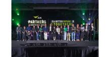 AIS รวมพลังตัวแทนจำหน่ายทั่วประเทศ พลิกโฉมงานบริการครบทุกมิติ ยกระดับประสบการณ์ลูกค้าในทุกทัชพอยท์ ด้วยพลัง AI และ Omni-Channel สู่อนาคตที่ดีกว่าไปด้วยกัน