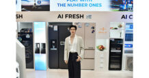 งานแน่นไม่หวั่น! “พีค ภีมพล” เผยโมเมนต์พักผ่อนสุดแฮปปี้ ในงานเปิดตัว Haier Brand Zone และ Haier Laundry Center สาขาแรก ที่โฮมโปร แฟชั่น ไอส์แลนด์