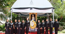 I.C.C. น้อมถวายสักการะพระศพและวางพวงมาลาเบื้องหน้าพระรูป “พระองค์ภา” ณ พระที่นั่งพิมานรัตยา