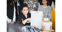 “ศุภมาส” ห่วงชาวพุทธ นำทีมลุยตรวจย่านเสาชิงช้า ลั่น “ของต้องดี ฉลากต้องครบ ราคาต้องชัด”