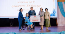 ครอบครัวศิริวิริยะกุล บริจาคเงินให้แก่องค์กรการกุศล ในงาน “อายุมงคล 98 ปี คุณแม่หทัย ศิริวิริยะกุล”