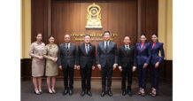 GSB จับมือ กระทรวงศึกษาธิการ “ก้าวไปกับครู…ช่วยแม่พิมพ์สู่อิสรภาพการเงิน” ลดดอกเบี้ยเงินกู้ครูผ่อนดีเหลือ 3.50% ต่อปี ถึงสิ้นปี 70 เงินงวดเดิม ตัดต้นมากขึ้น หนี้หมดเร็วขึ้น