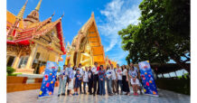 กรุงไทย–แอกซ่า ประกันชีวิต ร่วมกับ The First Ultimate Big Fan จัดกิจกรรมลูกค้าสุดเอ็กซ์คลูซีฟ “One Day Trip in Kanchanaburi”