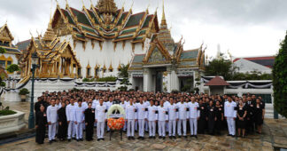 AIS และบริษัทในเครือ ร่วมเป็นเจ้าภาพในการบำเพ็ญกุศลถวายพระศพ